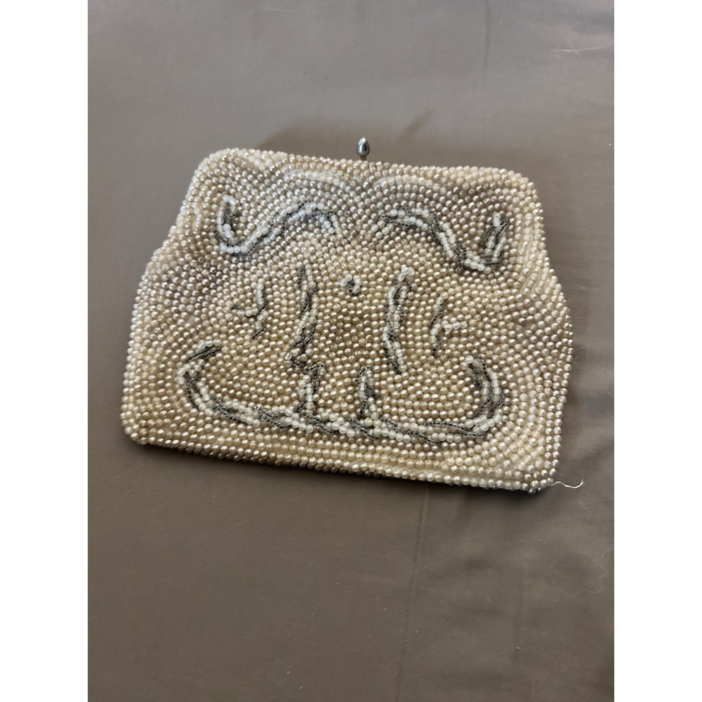 Vintage Bead Kiss Lock‎ Clutch Purse!